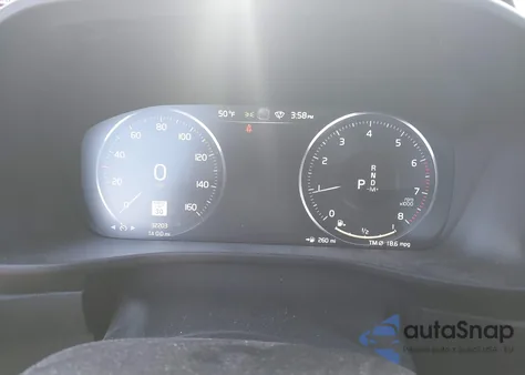 2021 Volvo Xc40 T5 R-Design z USA, uszkodzony, nr VIN YV4162UMXM2502050